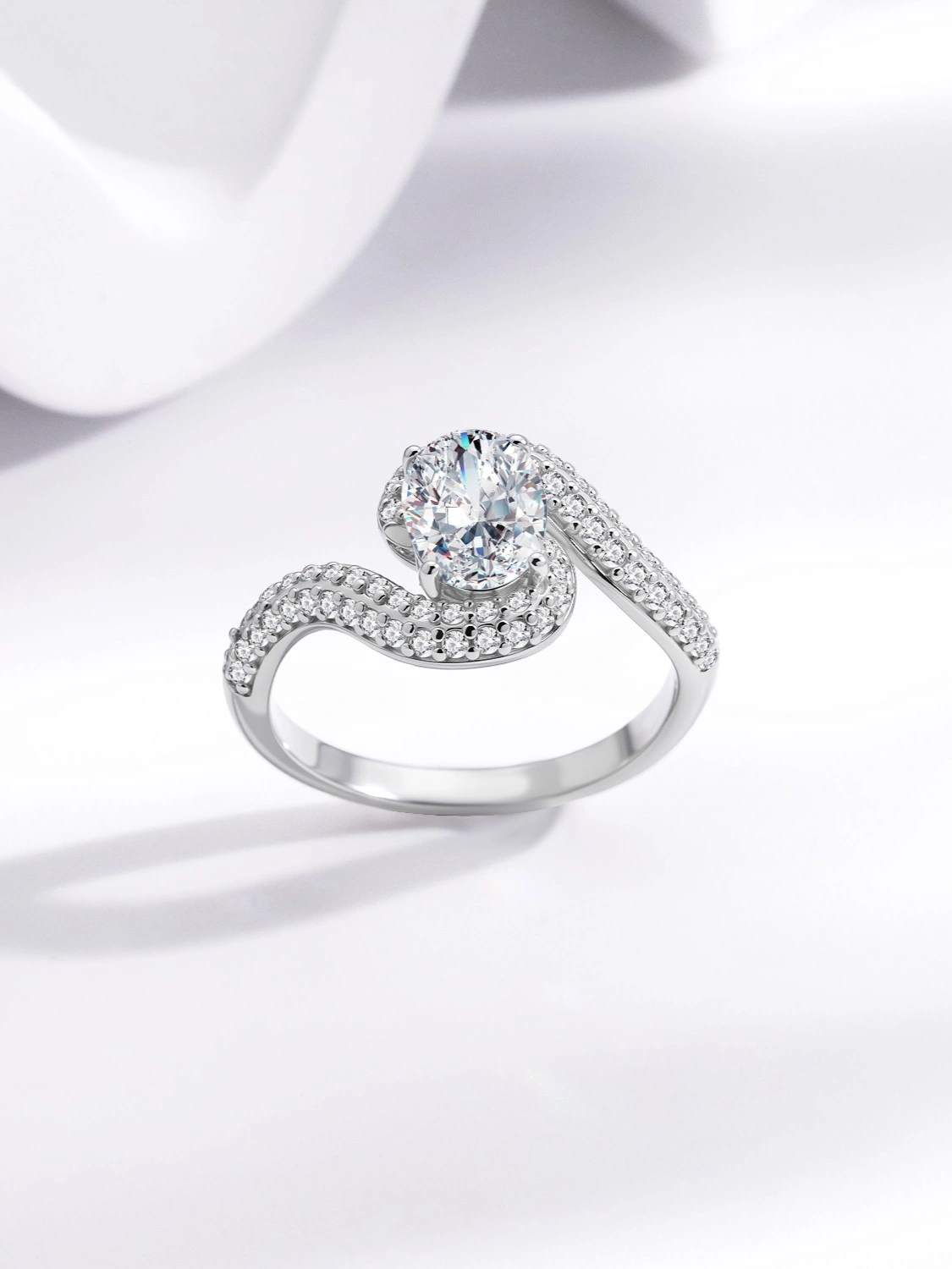 S-Curve Halo Ring