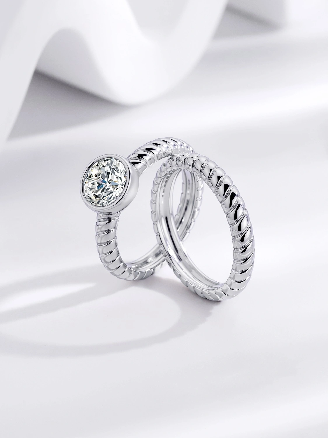 Eterna Twist Ring