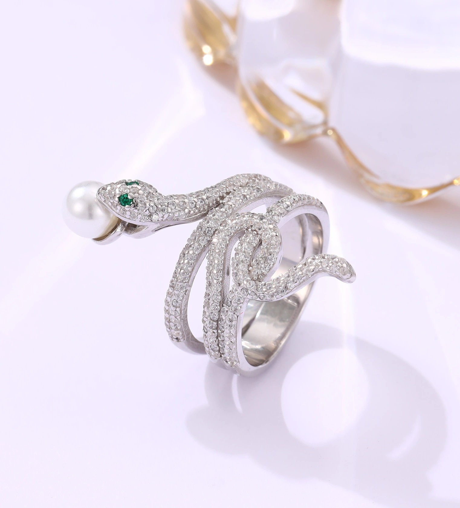 Serpentina Pearl Ring